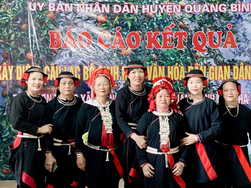 Bế mạc lớp truyền dạy văn hoá dân gian dân tộc Dao, thôn Sơn Trung, xã Hương Sơn